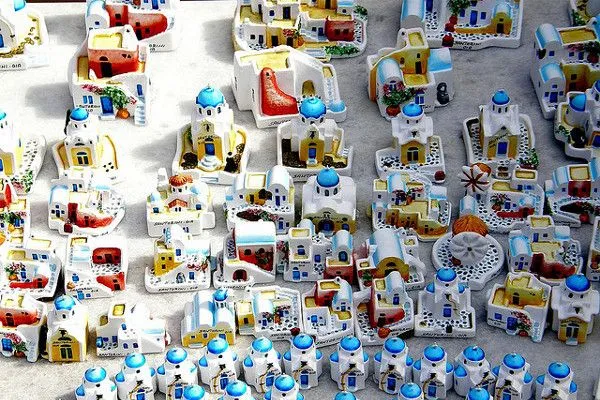 Grecja | Stoisko z pamiątkami na wyspie Santorini