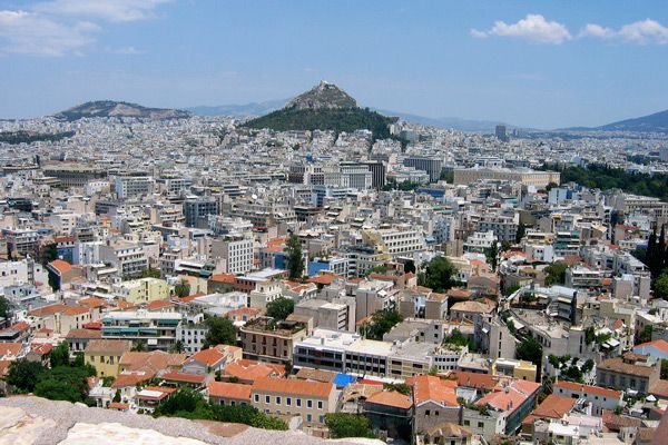 Grecja | Ateny rozciągają się u stóp wzgórza Akropol