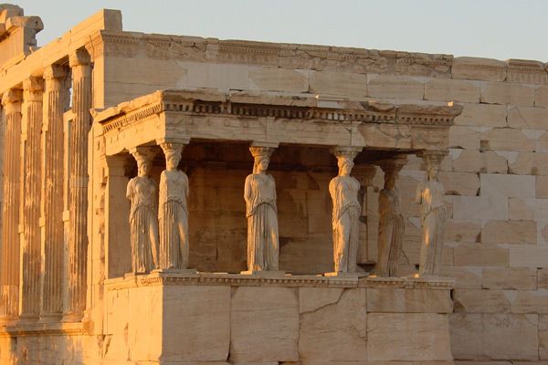 Grecja | Erechtejon złocący się w promieniach zachodzącego słońca