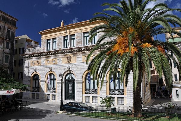 Grecja | Ratusz w mieście Korfu położonym we wschodniej części wyspy noszącej tę samą nazwę