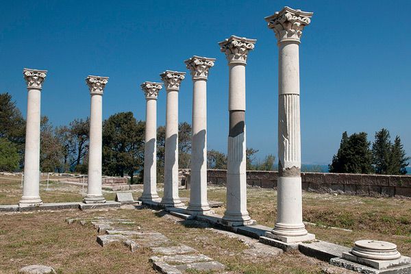 Grecja | Ruiny sanktuarium Asklepiosa