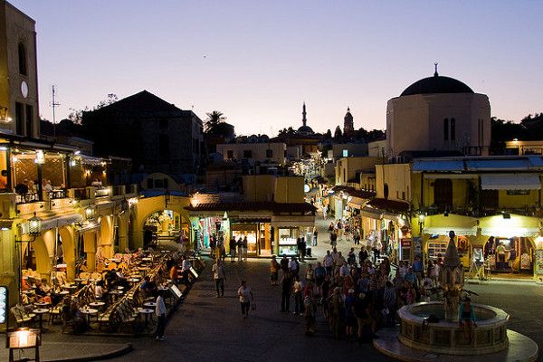 Grecja | Rodos wieczorową porą