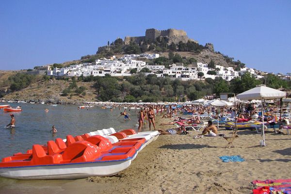 Grecja - Rodos - Lindos | Wspaniałe zabytki, kąpiele słoneczne i sporty wodne, to największe atrakcje wyspy